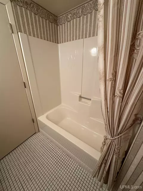 220 S Lilac, Ishpeming, MI 49849 photo 21