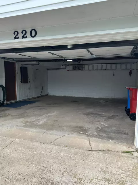 220 S Lilac, Ishpeming, MI 49849 photo 4