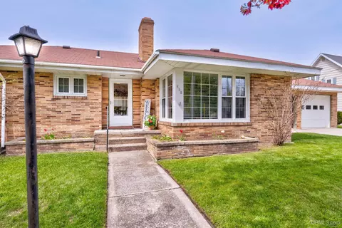 410 Arbutus, Manistique, MI 49854