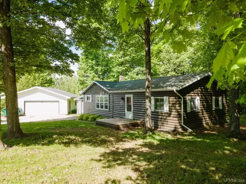 372 Section 14, Iron River, MI 49935 photo 5