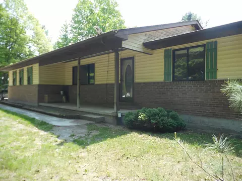 2575 W Huron, Standish, MI 48658