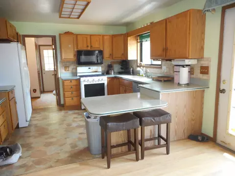 Kitchen - 2575 W Huron, Standish, MI 48658 photo 3 of 4