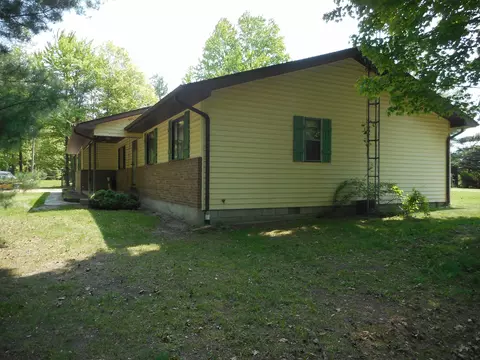 Exterior - 2575 W Huron, Standish, MI 48658 photo 10 of 12