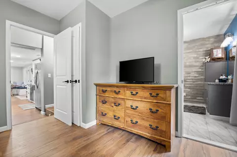 Entry Way - 3394 E Pinecrest, Gladwin, MI 48624 photo 4 of 6