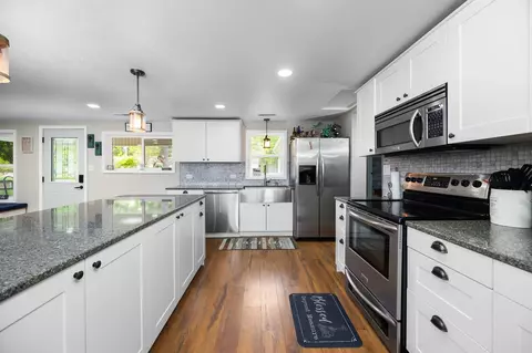 Kitchen - 3394 E Pinecrest, Gladwin, MI 48624 photo 2 of 4