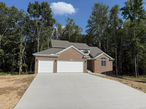 798 War Bonnet, Tecumseh, MI 49286