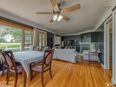 3200 S Custer, Monroe, MI 48161 photo 3