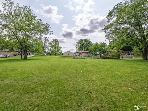 3200 S Custer, Monroe, MI 48161 photo 28
