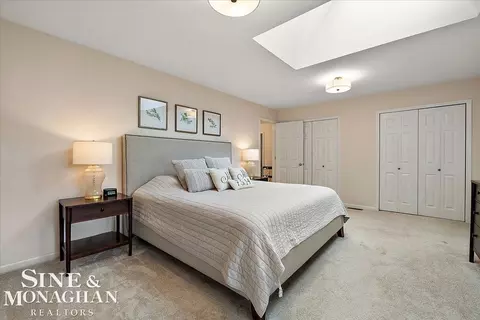 Bedroom - 549 Rivard, Grosse Pointe, MI 48230 photo 2 of 6