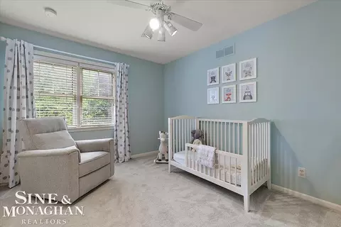 Bedroom - 549 Rivard, Grosse Pointe, MI 48230 photo 5 of 6