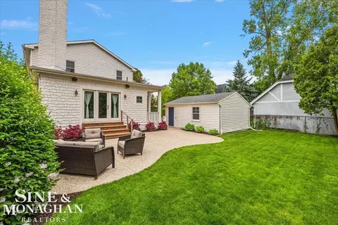 Exterior - 549 Rivard, Grosse Pointe, MI 48230 photo 7 of 8
