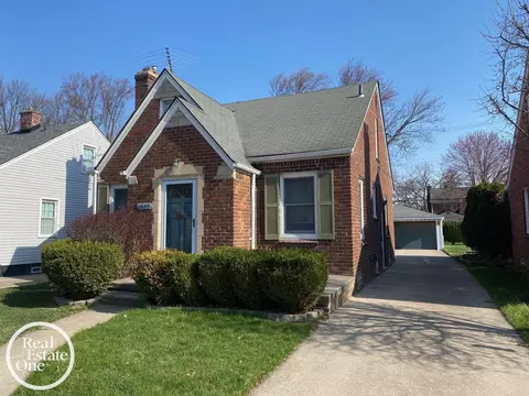1602 Anita, Grosse Pointe Woods, MI 48236