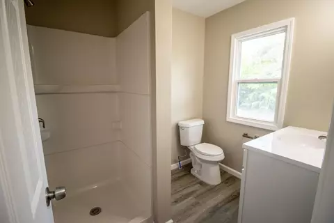 Bath - 2838 Brandon, Flint, MI 48503 photo 2 of 2