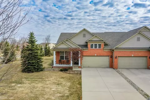 6574 Prairie Dunes, Grand Blanc, MI 48439