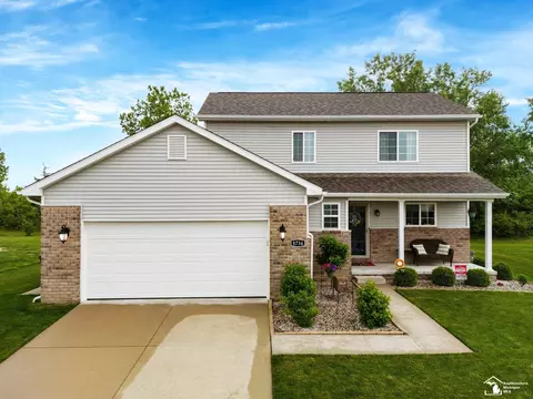 8734 E Park Rdg, Newport, MI 48166