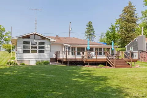 Exterior - 13673 Young, Hudson, MI 49247 photo 5 of 20