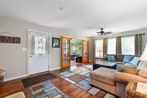Entry Way - 13673 Young, Hudson, MI 49247 photo 1 of 1