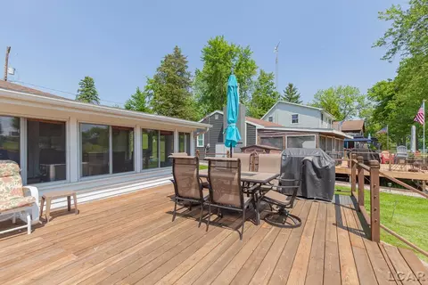 Exterior - 13673 Young, Hudson, MI 49247 photo 16 of 20