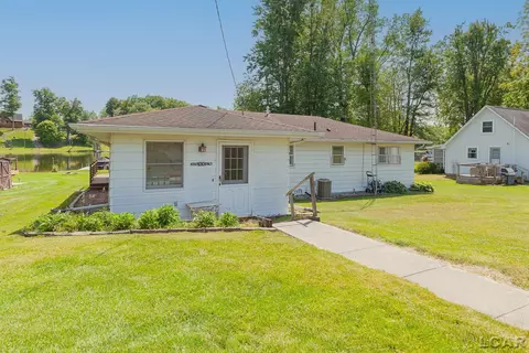 Exterior - 13673 Young, Hudson, MI 49247 photo 12 of 20