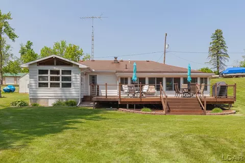 Exterior - 13673 Young, Hudson, MI 49247 photo 3 of 20