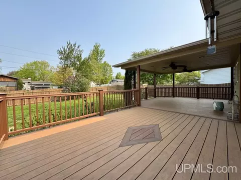 Exterior - 622 E Kemp, L'anse, MI 49946 photo 5 of 16