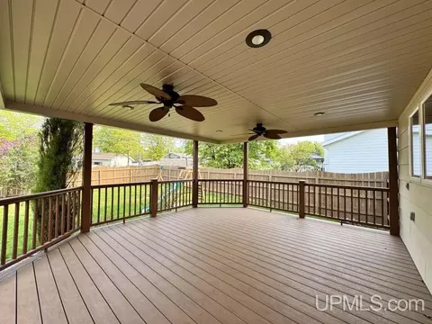 Exterior - 622 E Kemp, L'anse, MI 49946 photo 3 of 16