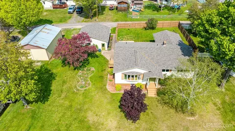 View/Area - 622 E Kemp, L'anse, MI 49946 photo 1 of 5