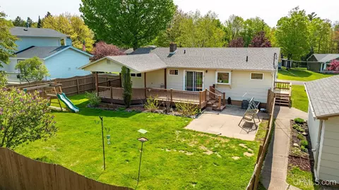 Exterior - 622 E Kemp, L'anse, MI 49946 photo 12 of 16
