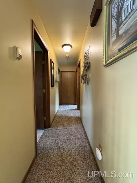 Entry Way - 622 E Kemp, L'anse, MI 49946 photo 2 of 4