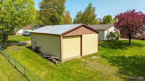 Exterior - 622 E Kemp, L'anse, MI 49946 photo 14 of 16