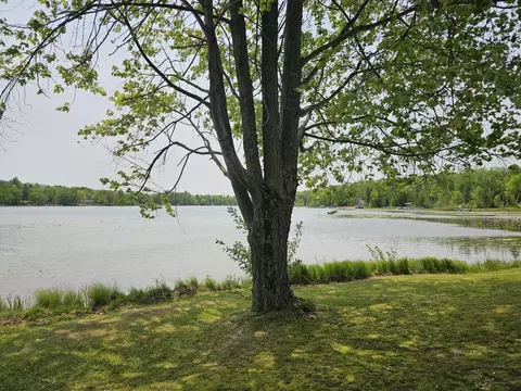 5652 Lakeside, Gladwin, MI 48624 photo 32