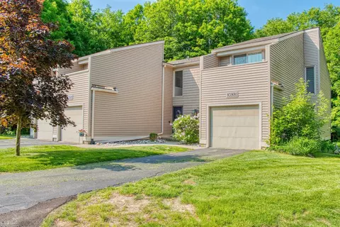 3635 E Mdws, Okemos, MI 48864 photo 33
