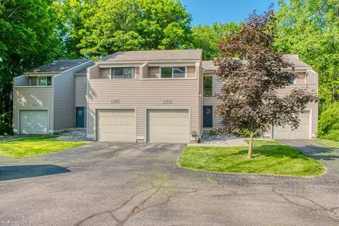3635 E Mdws, Okemos, MI 48864