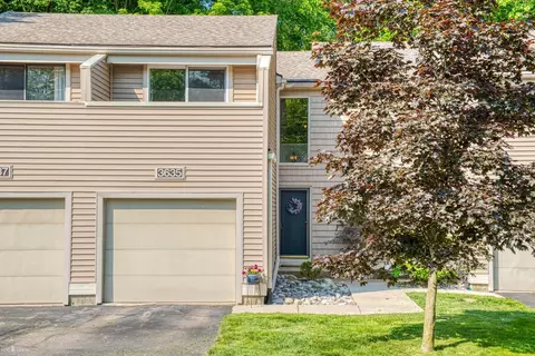 3635 E Mdws, Okemos, MI 48864 photo 2