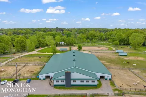 270 N Rochester, Addison Twp, MI 48367