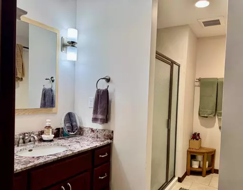 Bath - 6223 E Townline Lk, Harrison, MI 48625 photo 5 of 9