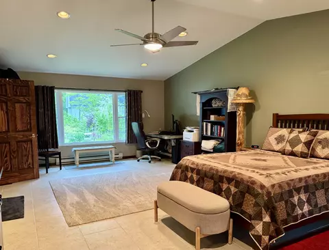 Bedroom - 6223 E Townline Lk, Harrison, MI 48625 photo 3 of 7