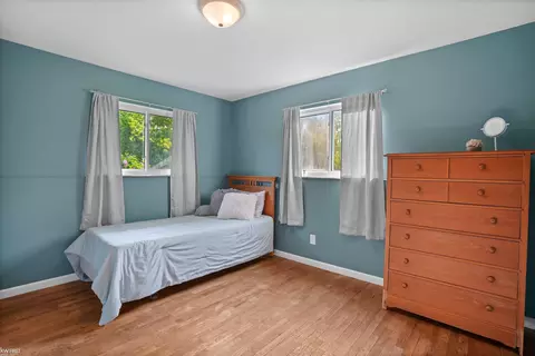 Bedroom - 2284 E Frances, Clio, MI 48420 photo 4 of 7