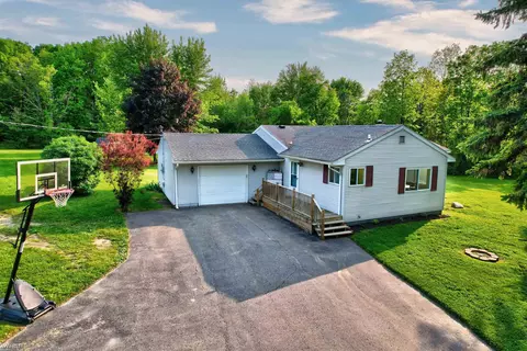2284 E Frances, Clio, MI 48420