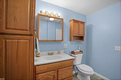 Bath - 2284 E Frances, Clio, MI 48420 photo 2 of 3