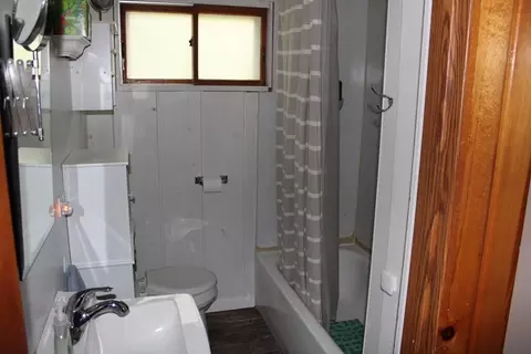 Bath - Undisclosed, Harrison, MI 48625 photo 1 of 1