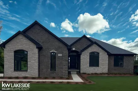 4664 Rosy, Leonard, MI 48367