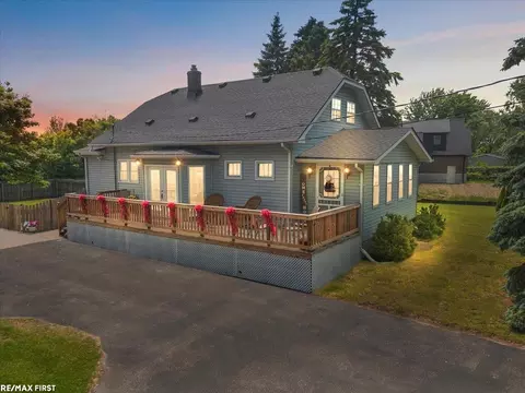15900 Clinton Riv, Clinton Township, MI 48038