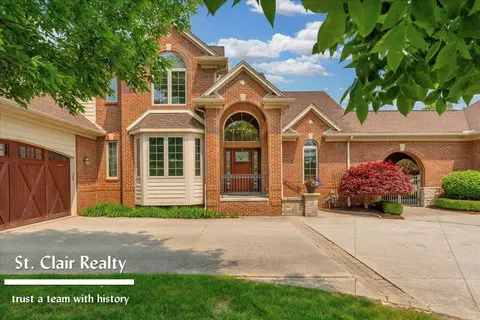 4128 Scott B, Saint Clair, MI 48079 photo 2