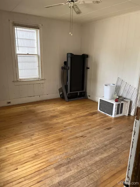 423 W Euclid, Ishpeming, MI 49849 photo 24
