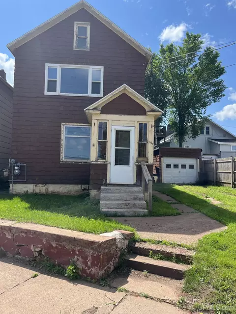423 W Euclid, Ishpeming, MI 49849 photo 2