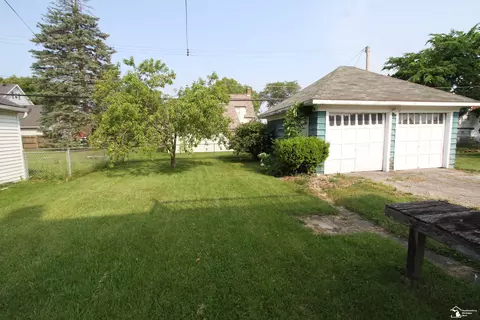 Exterior - 624 Waterloo, Monroe, MI 48161 photo 3 of 5