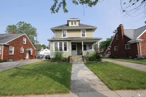 624 Waterloo, Monroe, MI 48161
