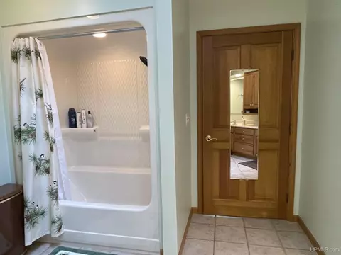 Bath - W18394 H-42, Germfask, MI 49836 photo 3 of 7