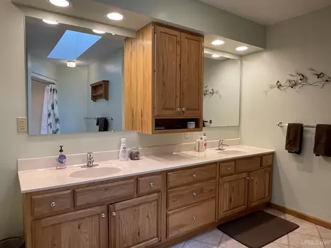 Bath - W18394 H-42, Germfask, MI 49836 photo 2 of 7
